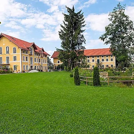 Landgut Zur Mühle Apartahotel